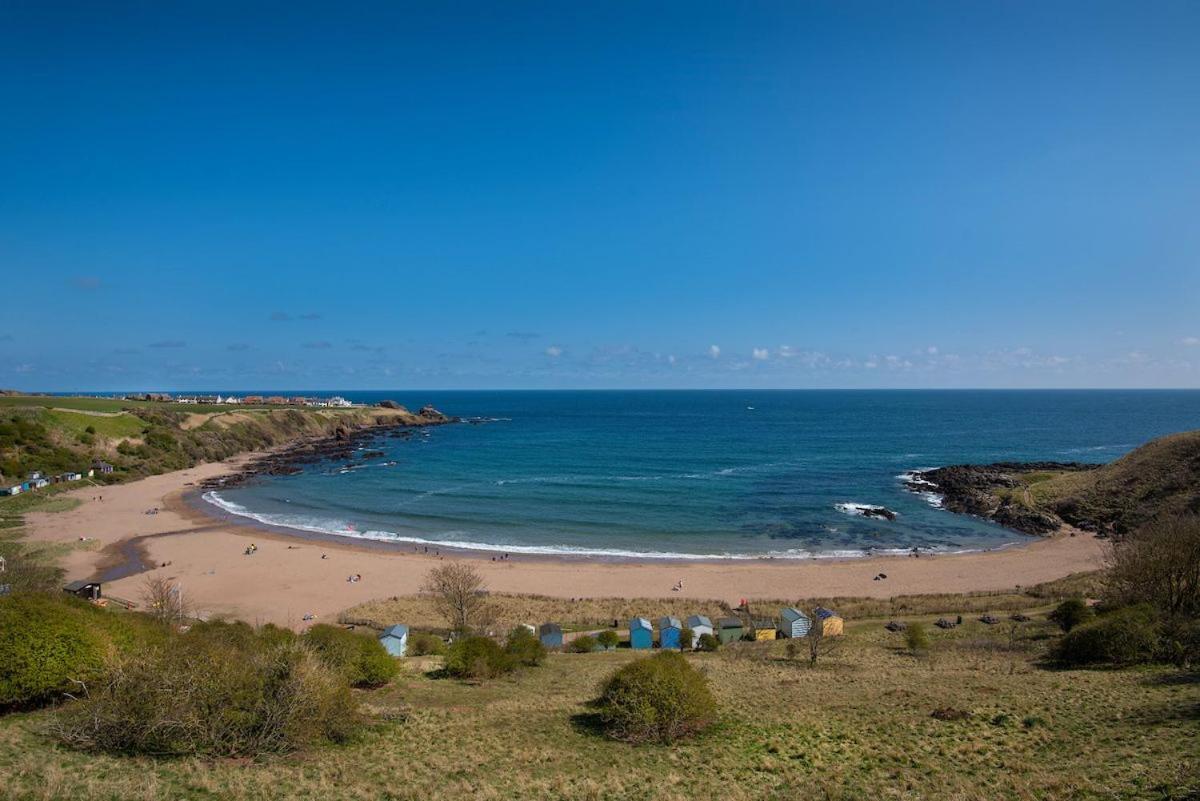 Вилла 7 The Bay Coldingham Экстерьер фото